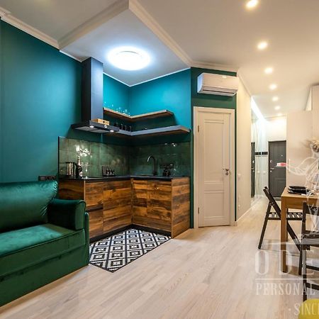 City Center New House Odessa Extérieur photo