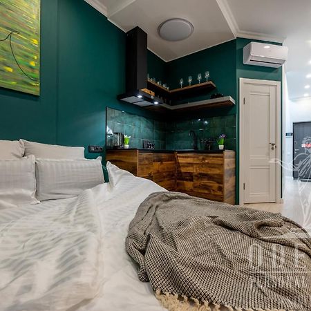 City Center New House Odessa Extérieur photo