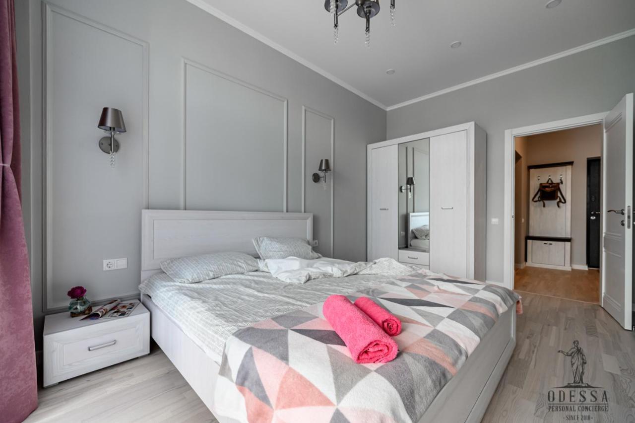 City Center New House Odessa Extérieur photo