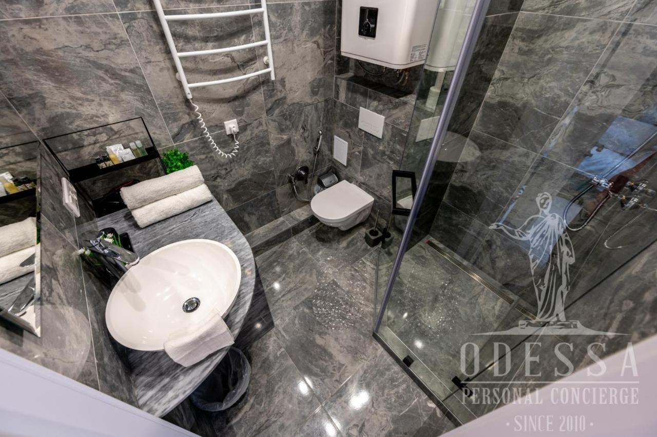 City Center New House Odessa Extérieur photo