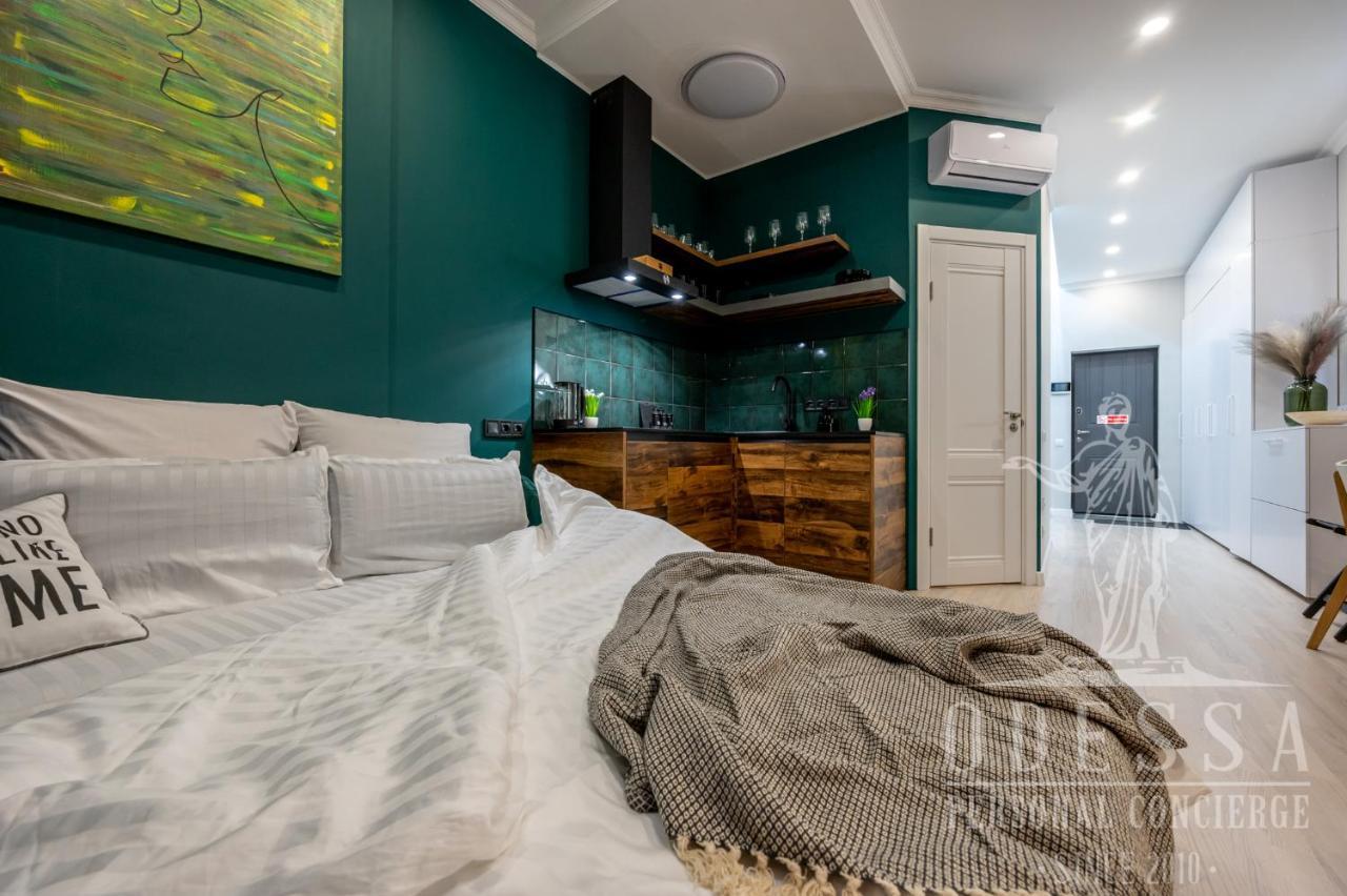 City Center New House Odessa Extérieur photo