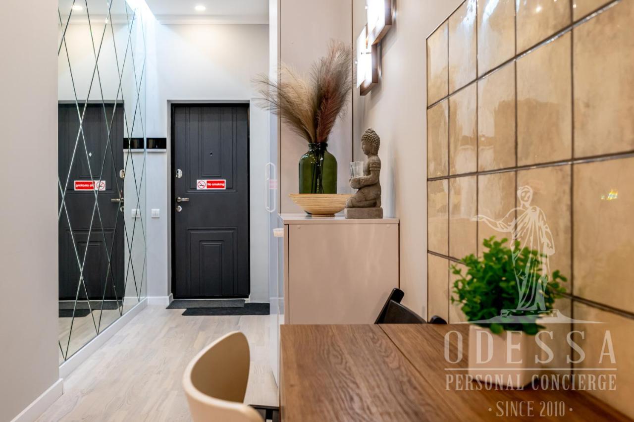 City Center New House Odessa Extérieur photo