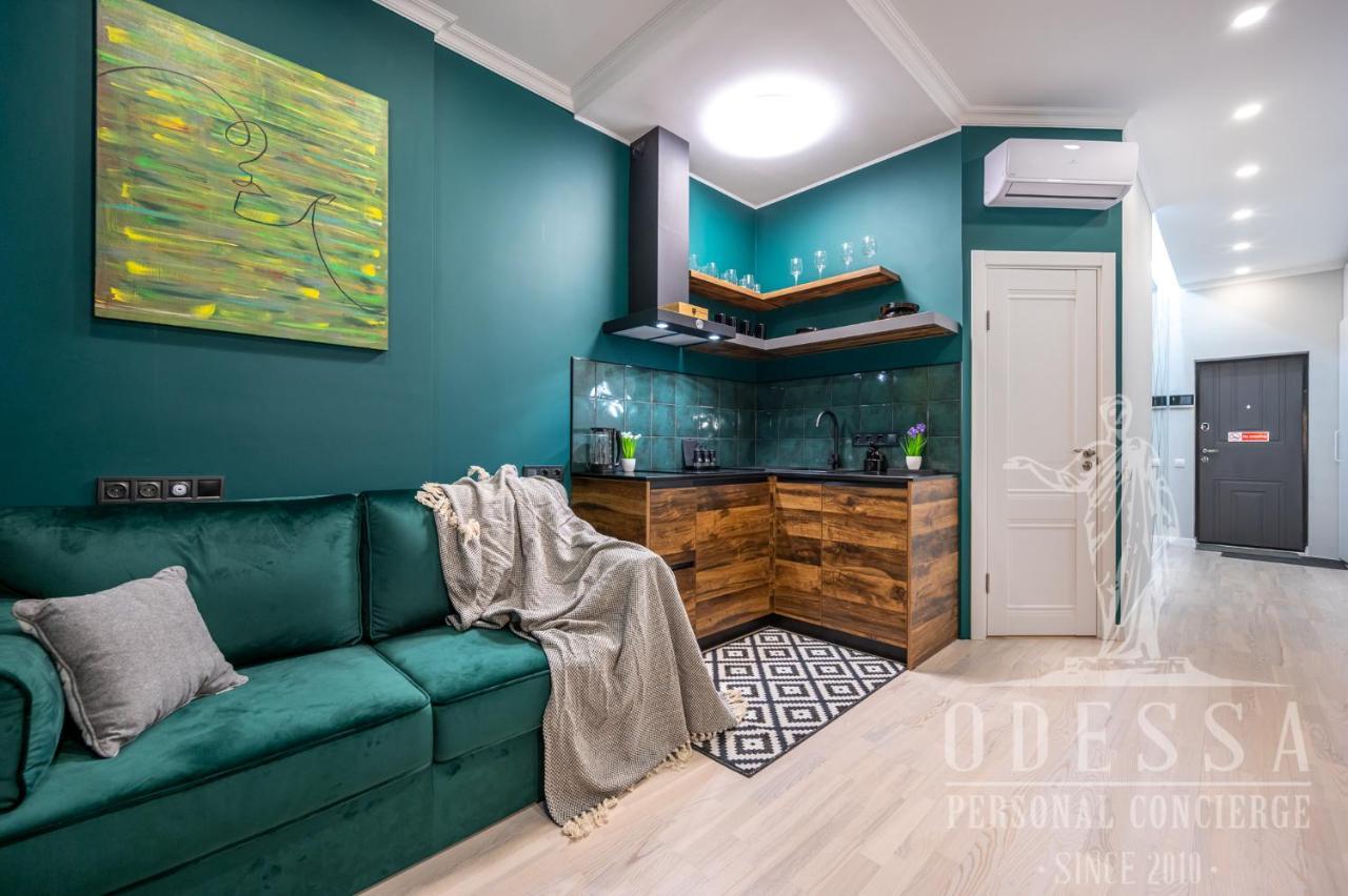 City Center New House Odessa Extérieur photo